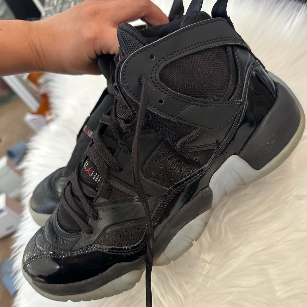 Mens Jordan's XIV shoes US10